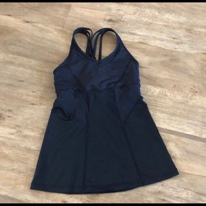 LULULEMON | Black Strappy Built-In Bra Tank